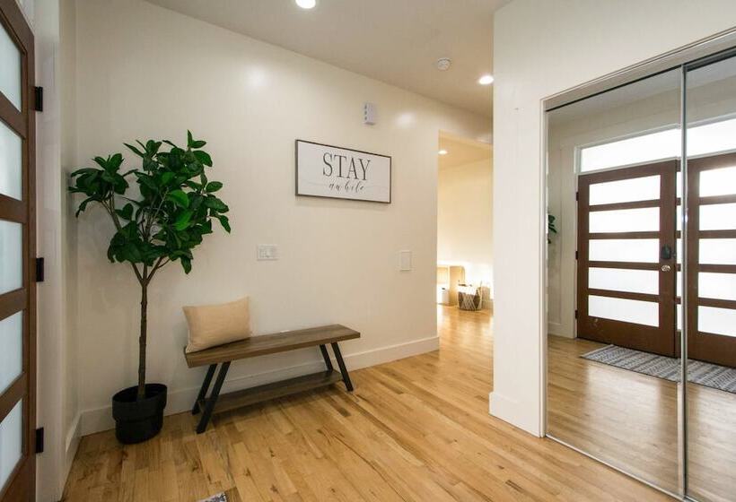 Modern Escape By Avanstay Views, 10min To Town