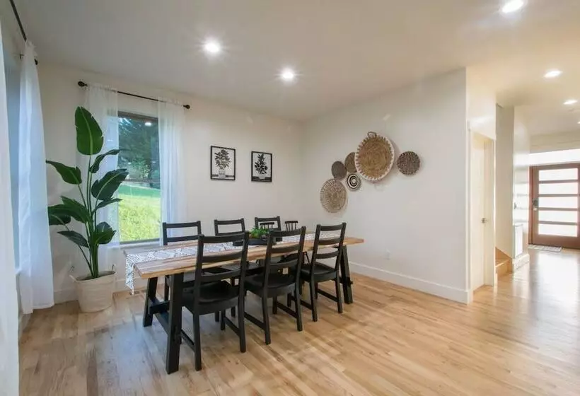 Modern Escape By Avanstay Views, 10min To Town