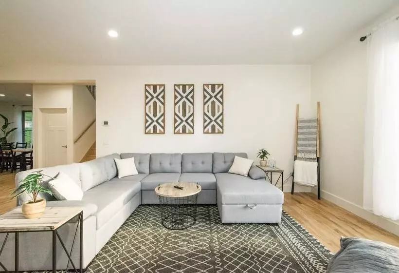 Modern Escape By Avanstay Views, 10min To Town