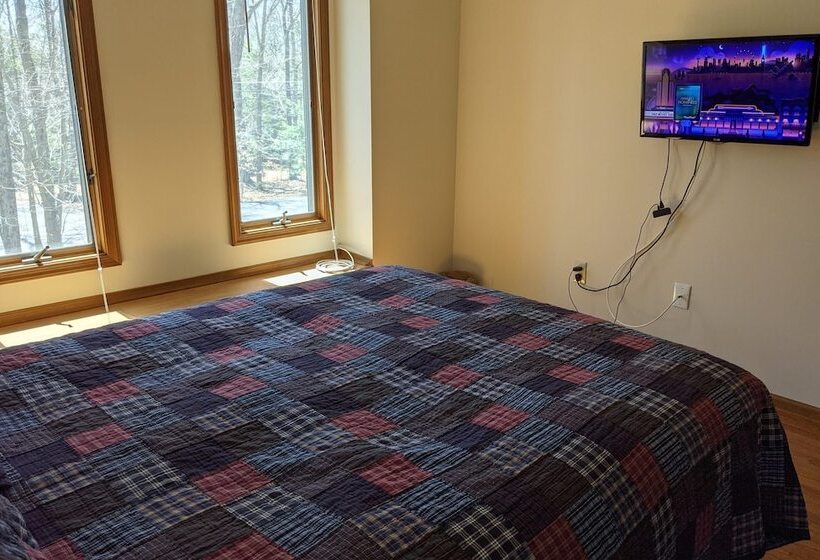 Mountain Memories By Avantstay Hot Tub Enclosed Deck, Large Yard W/ Fire Pit