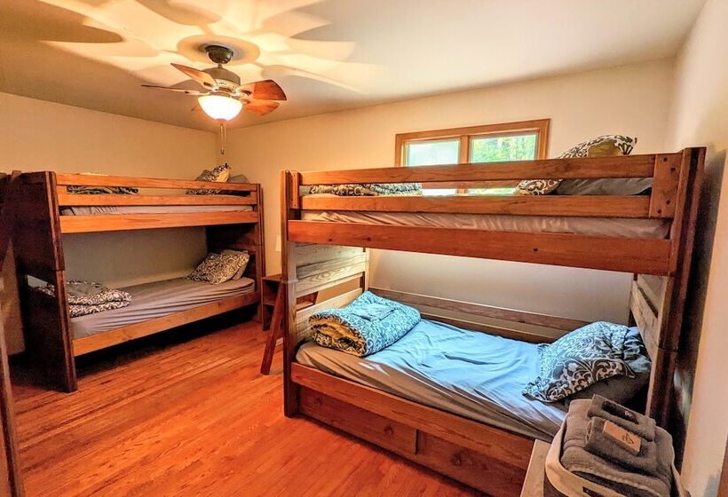 Mountain Memories By Avantstay Hot Tub Enclosed Deck, Large Yard W/ Fire Pit