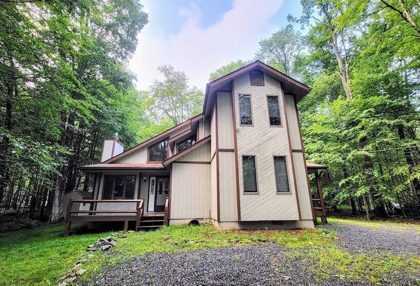 Mountain Memories By Avantstay Hot Tub Enclosed Deck, Large Yard W/ Fire Pit