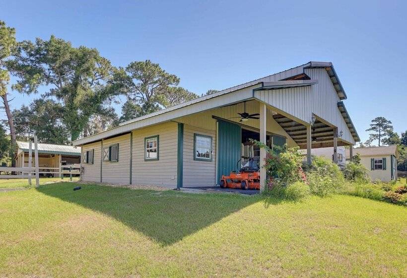Ocala Tiny Home On 10 Acre Farm Near Wec!