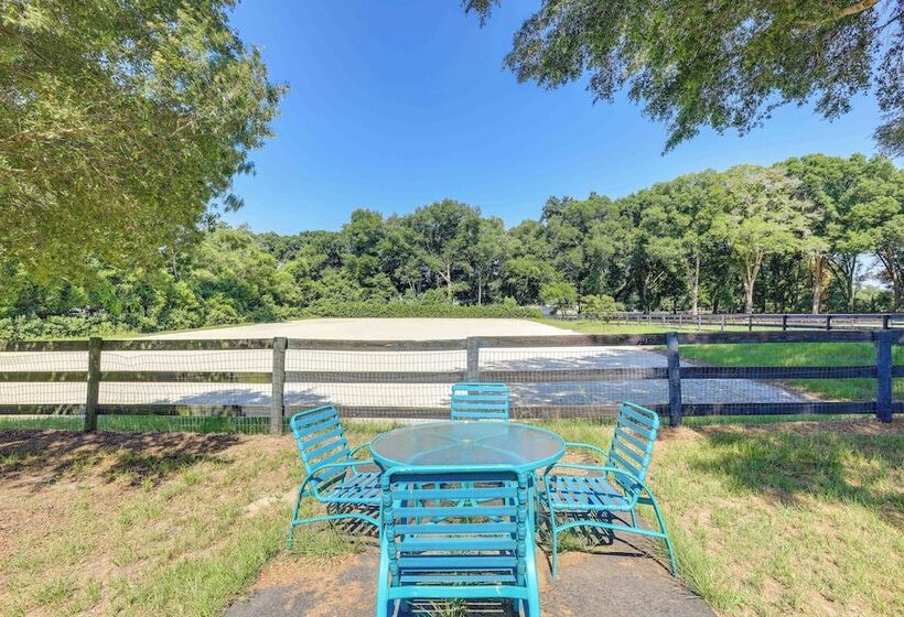 Ocala Tiny Home On 10 Acre Farm Near Wec!