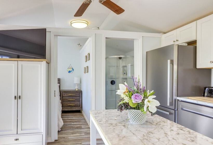 Ocala Tiny Home On 10 Acre Farm Near Wec!