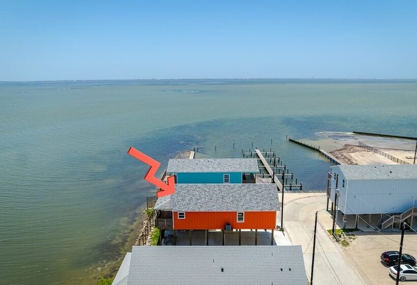 Waterfront Escape W/ Views Shared Pool & Boat Dock Orange Crush By Avantstay