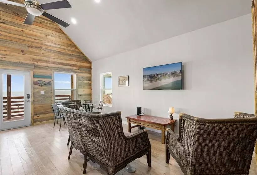 Waterfront Escape W/ Views Shared Pool & Boat Dock Orange Crush By Avantstay