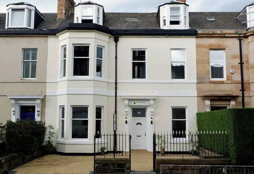 پانسیون 4 Friends House