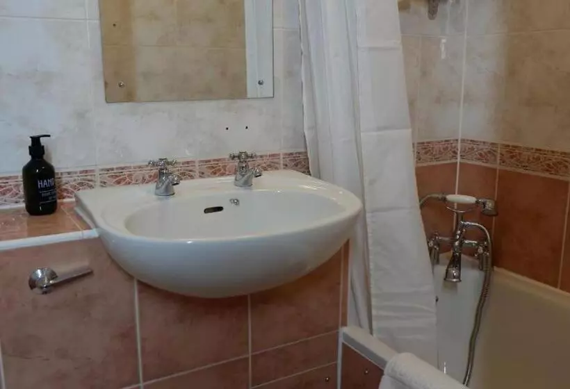 پانسیون 4 Friends House