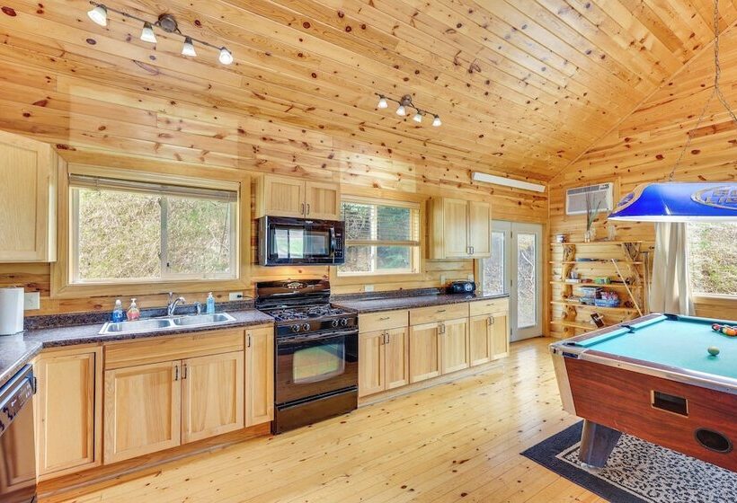 Wraparound Deck + Bbq: Pet Friendly Deadwood Cabin