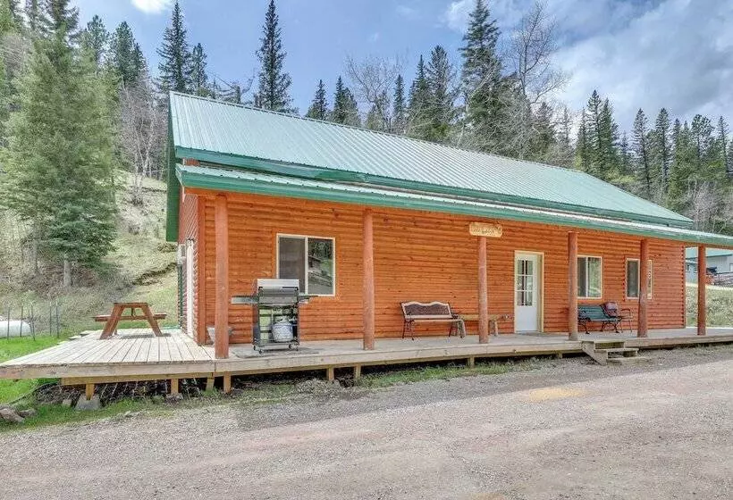 Wraparound Deck + Bbq: Pet Friendly Deadwood Cabin