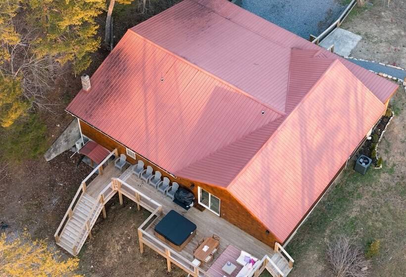 Pink Pines Avantstay Luxury Aesthetic Dream Home, Indoor Pool, Hot Tub
