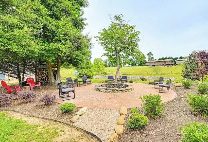 Ronda Home W/ Hot Tub + Fire Pit, Near Wineries!