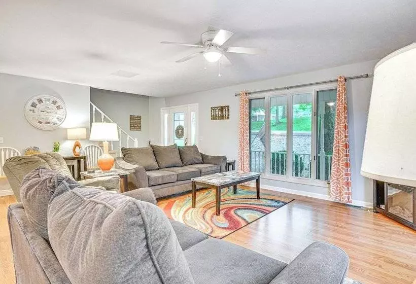 Delma S Haven  In Cadiz W/ Deck & Lake Access!