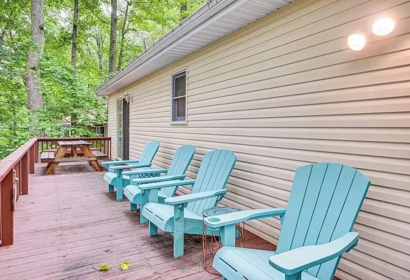 Delma S Haven  In Cadiz W/ Deck & Lake Access!