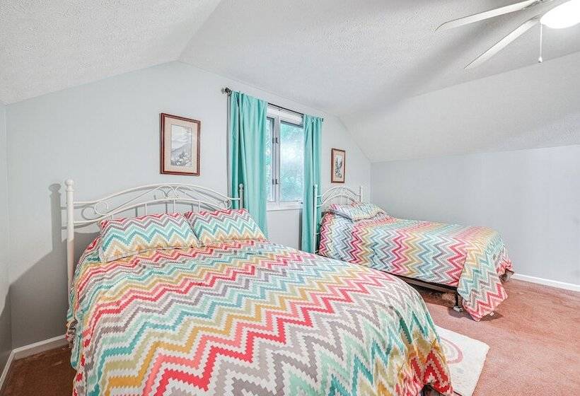 Delma S Haven In Cadiz W/ Deck & Lake Access!