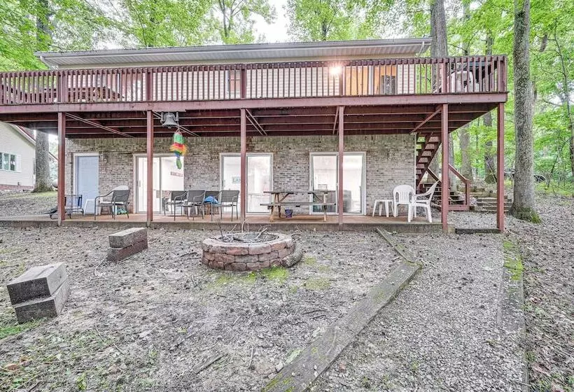 Delma S Haven  In Cadiz W/ Deck & Lake Access!