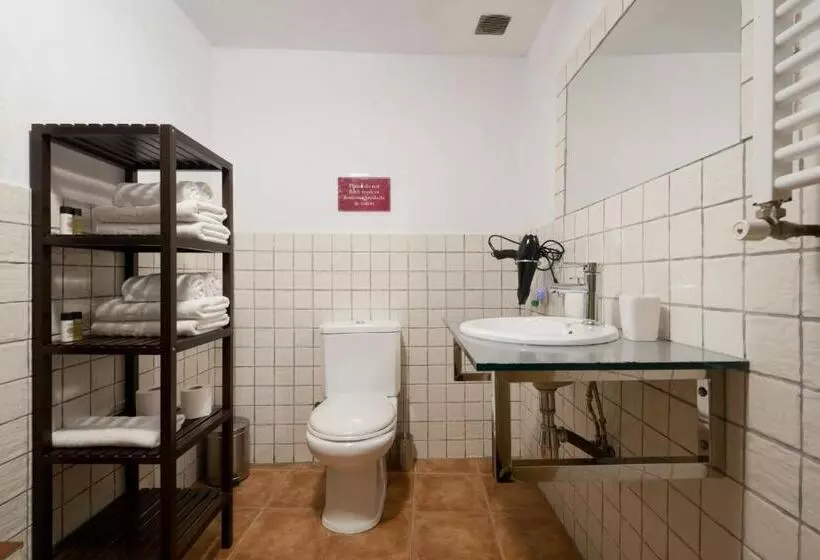 تختخواب و صبحانه Casa Bombo