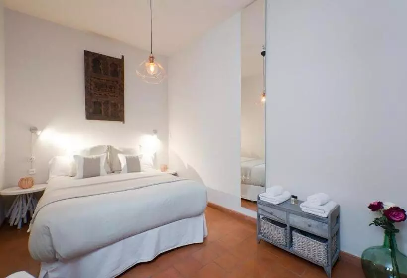 تختخواب و صبحانه Casa Bombo