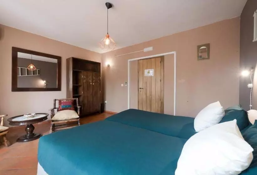 تختخواب و صبحانه Casa Bombo