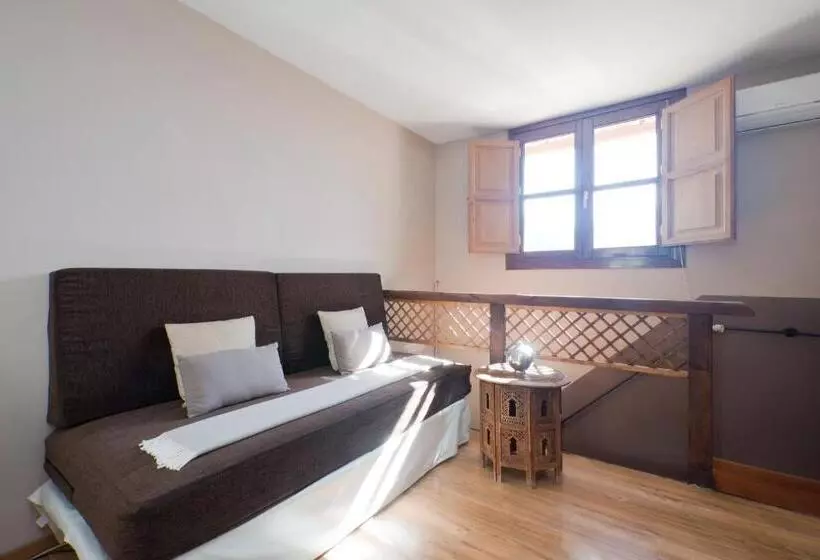 تختخواب و صبحانه Casa Bombo