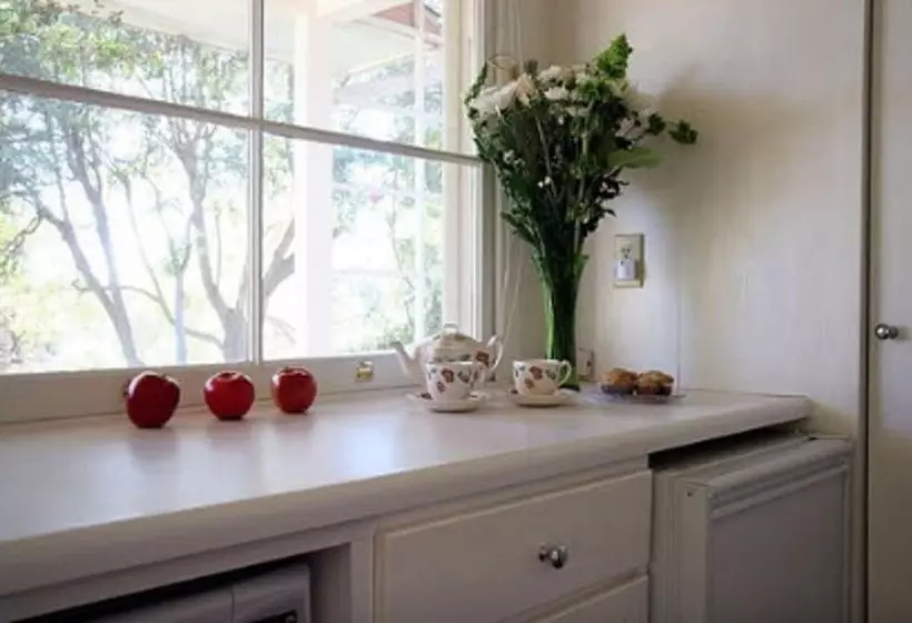 ベッドアンドブレックファースト Ojai Retreat & Inn