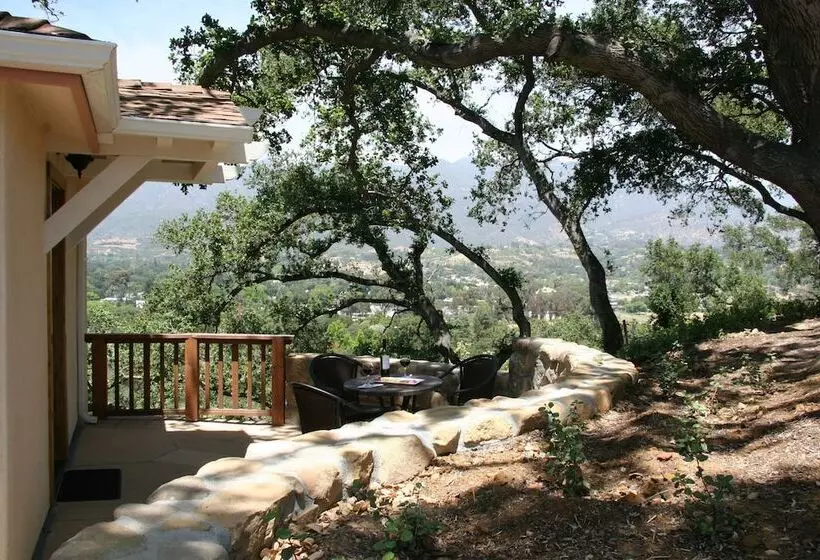 ベッドアンドブレックファースト Ojai Retreat & Inn