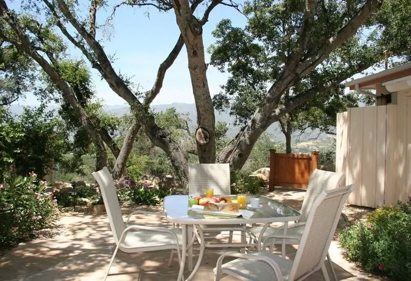 ベッドアンドブレックファースト Ojai Retreat & Inn