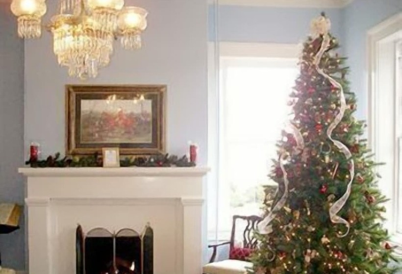 민박 The Essex Inn