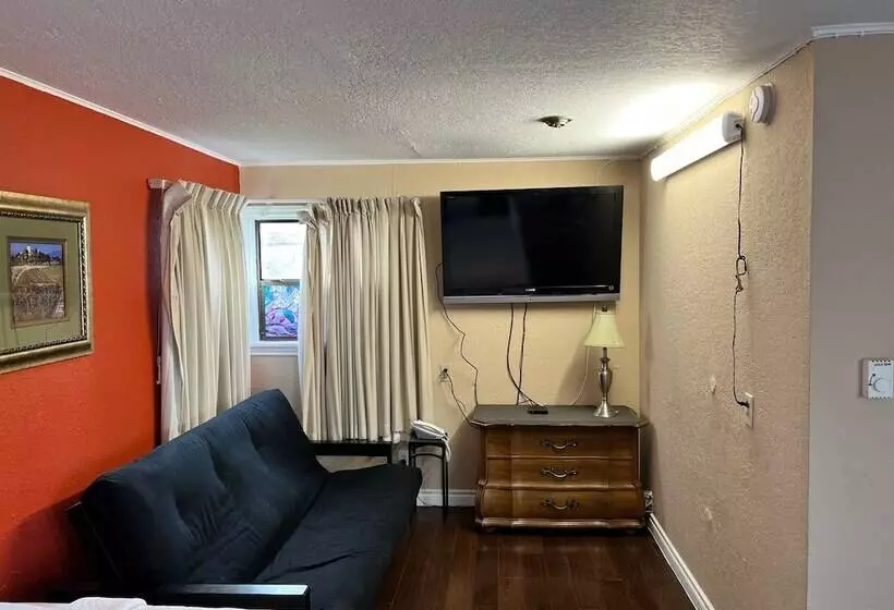 Great House Motel