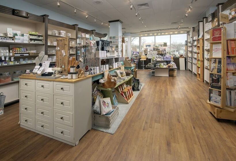 فندق Avenue Inn & Spa