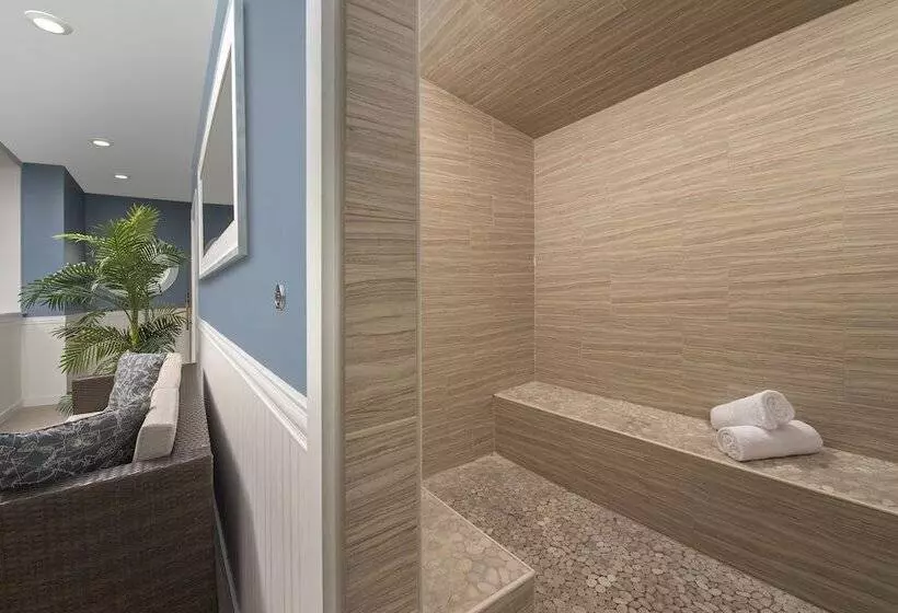 Hotelli Avenue Inn & Spa