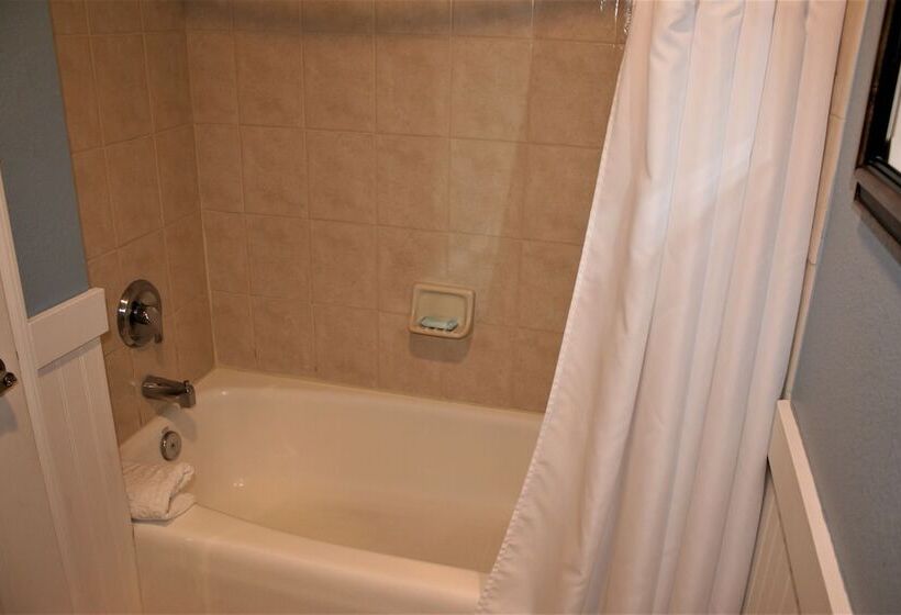 فندق Avenue Inn & Spa