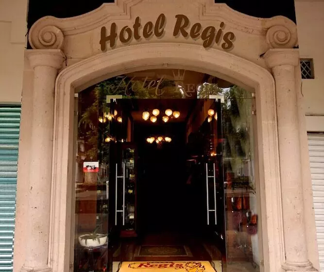 Hotelli Regis