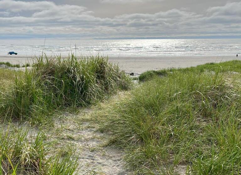 Lighthouse Oceanfront Resort