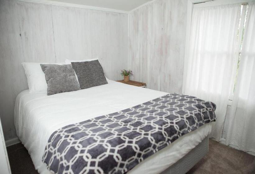 Mission Springs Resort