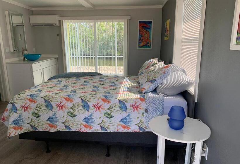 فندق على الطريق Angler's Inn