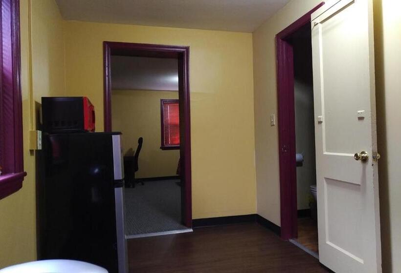 Мотель Cottage Inn   Grantville