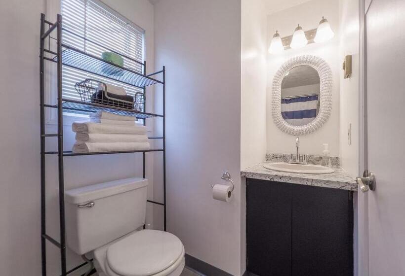 汽车旅馆 Inn Between The Beaches & Villager