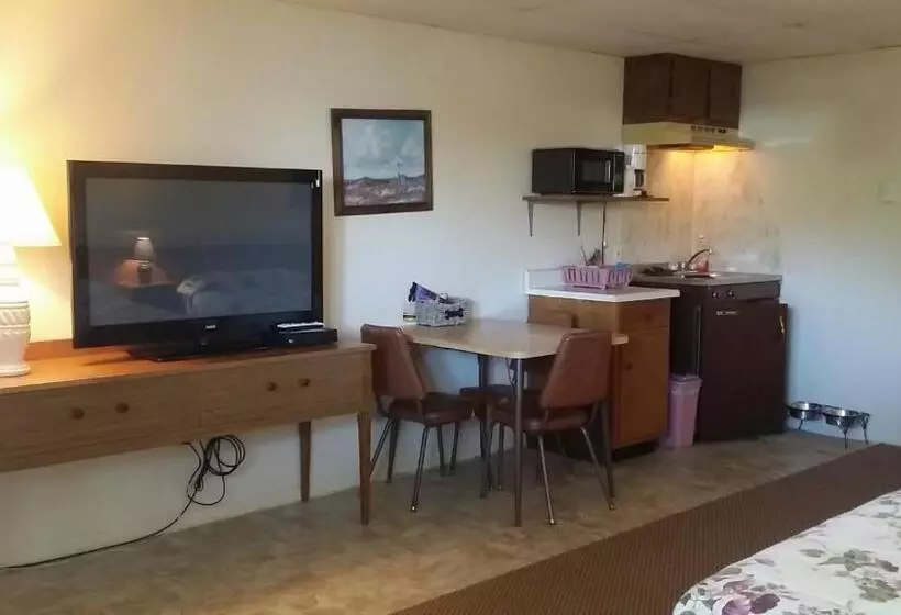 モーテル Inn Between The Beaches & Villager