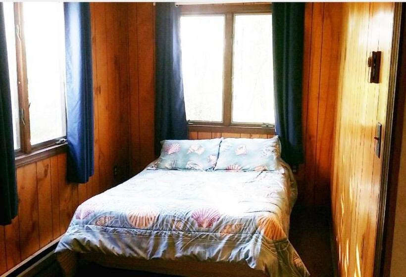 汽车旅馆 Inn Between The Beaches & Villager