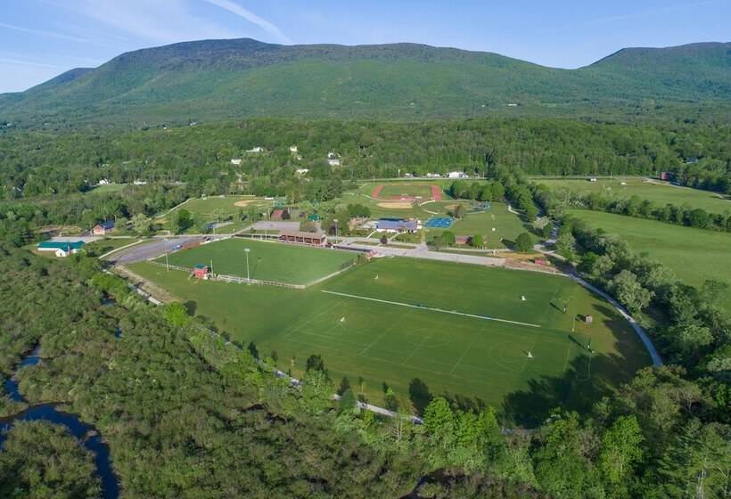 汽车旅馆  Aspen At Manchester