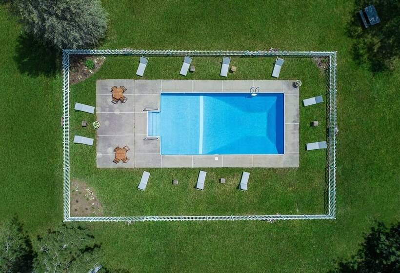 汽车旅馆  Aspen At Manchester