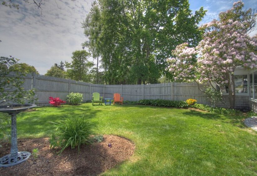 The Tern Inn Bed & Breakfast And Cottages