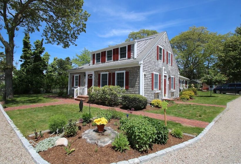 The Tern Inn Bed & Breakfast And Cottages