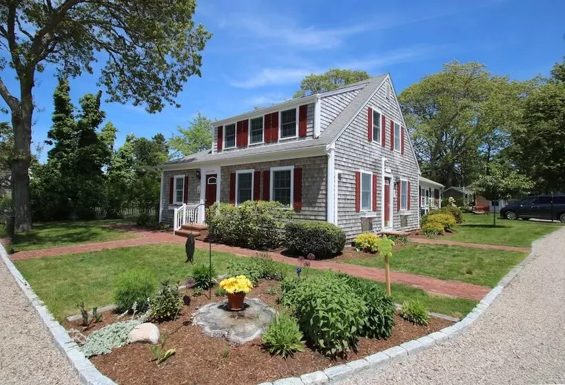 The Tern Inn Bed & Breakfast And Cottages