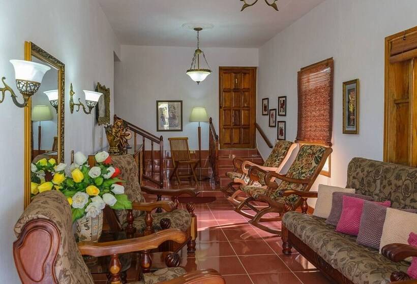Hostal Casa Perla