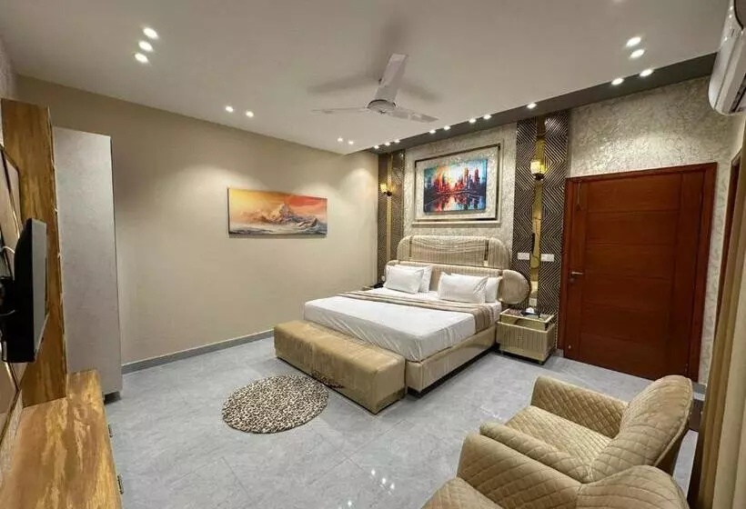هتل Multan Swiss