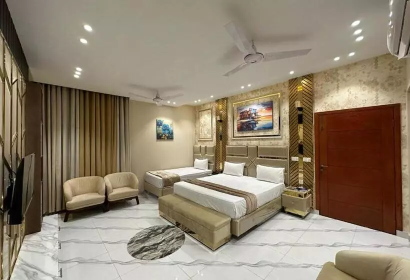 هتل Multan Swiss