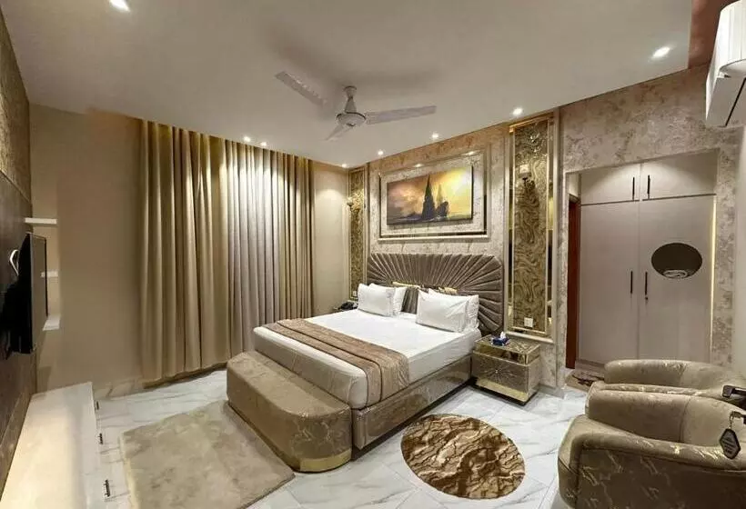 هتل Multan Swiss